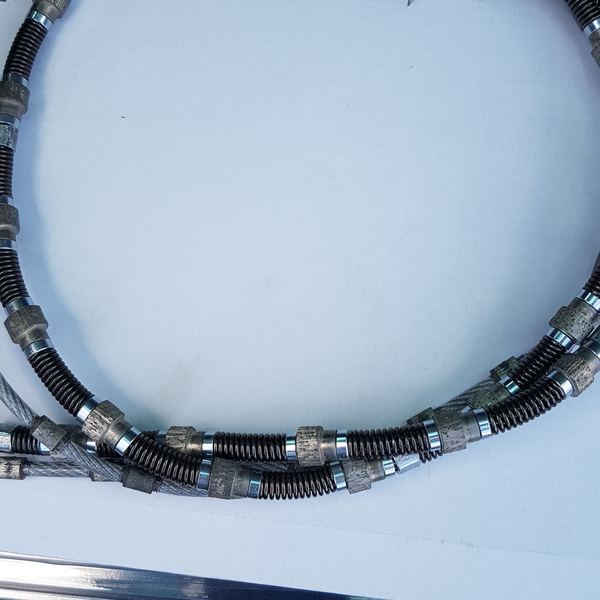 Fil diamanté à perles